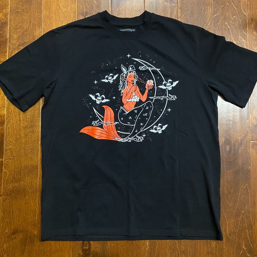 Praying Rabbit Streetwear Goth Mythical Black Red Cotton T-Shirt Men's Size XXL - Picture 3 of 8